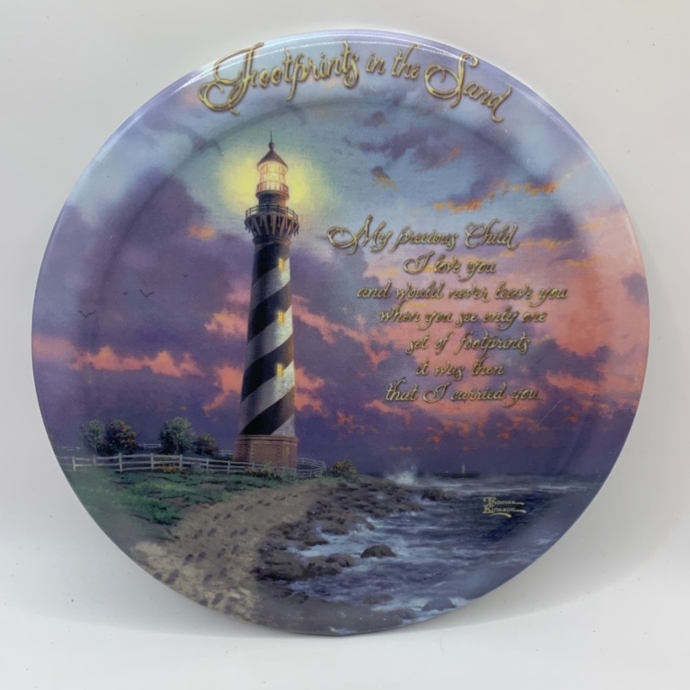 Thomas Kinkade Footprints in the Sand Cape Hatteras Lighthouse Plate # A8791